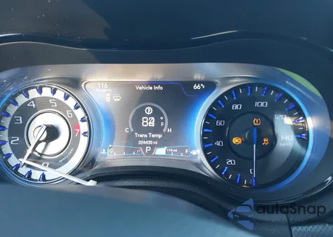 2015 Chrysler 300 300S z USA, uszkodzony, nr VIN 2C3CCAGG0FH756885